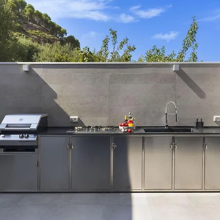 וילה Bizzarria *